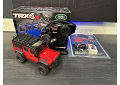 Traxxas TRX4M landrover rood