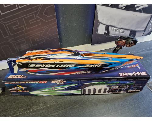 Nette Traxxas Spartan 6S