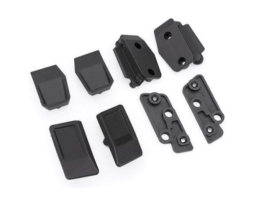 TRAXXAS LATCH MOUNTS/ RETAINERS (FRONT en REAR, LEFT en RIGHT)