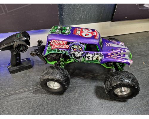 Traxxas Gravedigger