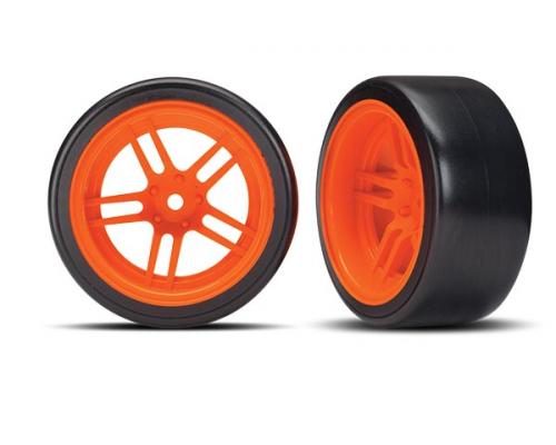 Traxxas TRX8377A Banden op Velgen gelijmd Split-Spoke Velgen oranje achter